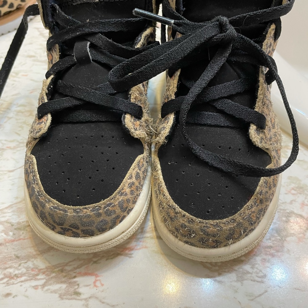 Toddler girls Jordan’s sneakers